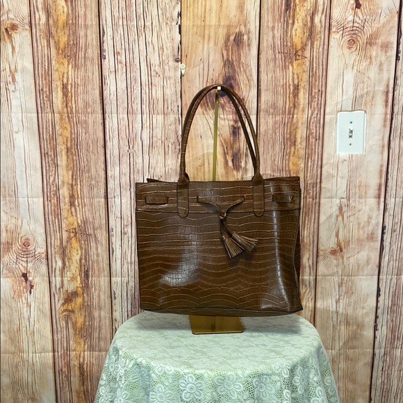 Bueno Large Faux Leather Croc Tote Bag Multiple Sections & Design - Picture 4 of 12